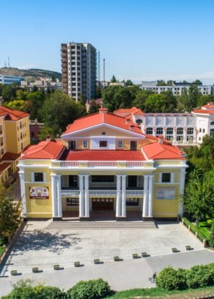 Точка сбора у ДКиТ "Чайка"